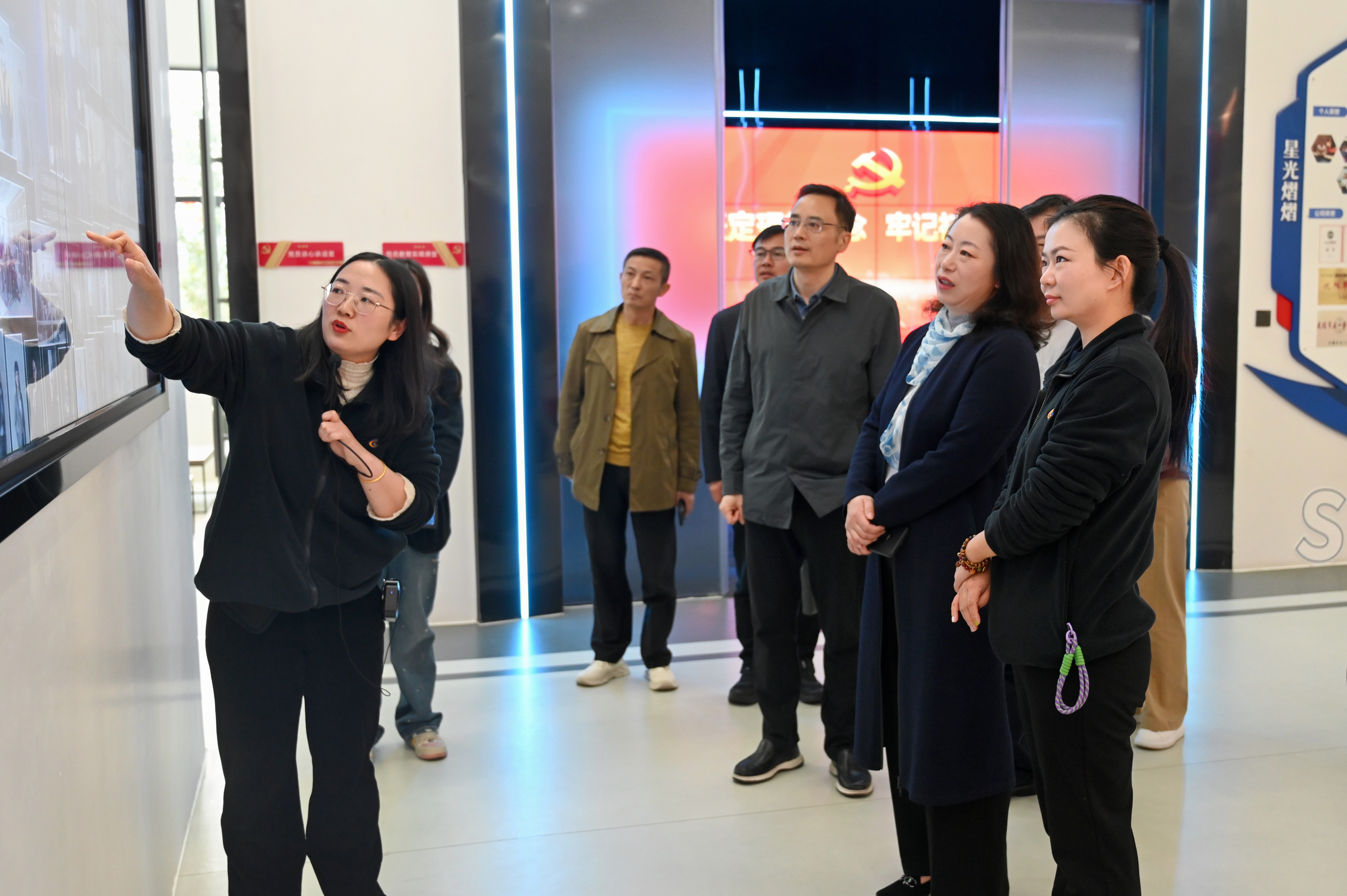 江苏省总工会莅临z6尊龙股份调研工会工作